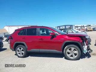 2021 Toyota RAV4 Hybrid LE with VIN 4T3B6RFV3MU047815, listed as a IAAI auction lot 41803677 with 98,992 mi miles. Bid and sale history available at carsss.com. Image 14.