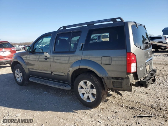 2005 Nissan Pathfinder LE with VIN 5N1AR18U65C786377, listed as a Copart auction lot 85769634 with 132,598 mi miles and Clean Title. Bid and sale history available at carsss.com. Image 2.