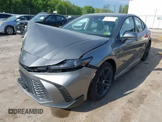 2025 Toyota Camry LE z VIN 4T1DAACK9SU518259, wystawiony jako IAAI lot #42225124 z przebiegiem 222 mil mil oraz . Historia ofert i sprzedaży dostępna na DreamBid. Obrazek 18.