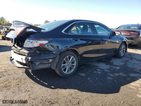 2015 Toyota Camry XLE with VIN 4T1BF1FK1FU058766, listed as a Copart auction lot 49571475 with 109,533 mi miles and Salvage Title. Bid and sale history available at carsss.com. Image 3.