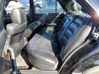 1989 Mercedes-Benz 300 300SE z VIN WDBCA24D2KA437884, wystawiony jako Copart lot #47598914 z przebiegiem 115 130 mil mil oraz Czysty tytuł • Clean title. Historia ofert i sprzedaży dostępna na DreamBid. Obrazek 10.