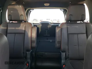 2016 Ford Expedition XLT с VIN 1FMJU1JT6GEF11681, выставлен на аукционе Copart как лот 53618415 с пробегом 223 456 миль миль и Списание • Salvage title. История ставок и продаж доступна на DreamBid. Изображение 10.