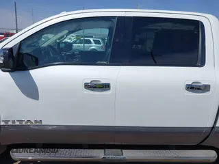2017 Nissan Titan SV with VIN 1N6AA1E5XHN532587, listed as a IAAI auction lot 42019155 with 90,496 mi miles and . Bid and sale history available at DreamBid. Image 14.