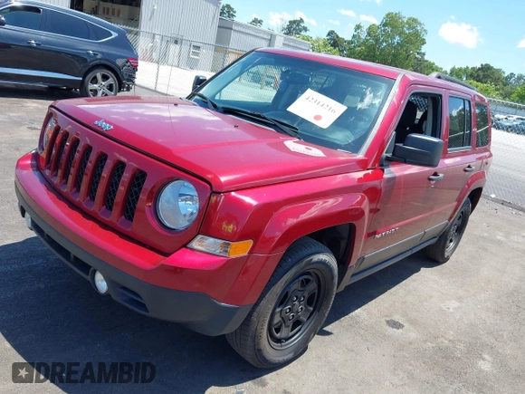 2016 Jeep Patriot Sport SE z VIN 1C4NJPBA8GD676815, wystawiony jako IAAI lot #42314216 z przebiegiem 150 564 mil mil oraz . Historia ofert i sprzedaży dostępna na DreamBid. Obrazek 2.
