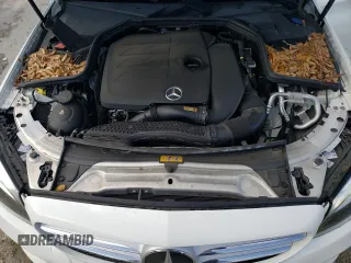 2021 Mercedes-Benz C 300 z VIN W1KWF8DB2MR631388, wystawiony jako Copart lot #59914035 z przebiegiem 45 794 mil mil oraz Szkoda całkowita • Salvage title. Historia ofert i sprzedaży dostępna na DreamBid. Obrazek 11.