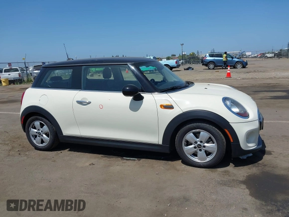 2017 MINI Hardtop Cooper с VIN WMWXP5C39H2D71459, выставлен на аукционе IAAI как лот 42111245 с пробегом 97 759 миль миль и . История ставок и продаж доступна на DreamBid. Изображение 13.