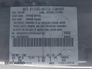 2000 Ford Focus ZX3 with VIN 3FAFP3137YR246156, listed as a IAAI auction lot 41330476 with 209,212 mi miles and . Bid and sale history available at DreamBid. Image 9.