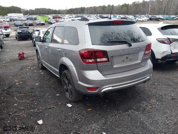 2019 Dodge Journey Crossroad with VIN 3C4PDCGG3KT717912, listed as a IAAI auction lot 41223501 with 90,875 mi miles. Bid and sale history available at carsss.com. Image 3.