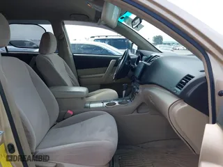 2008 Toyota Highlander with VIN JTEDS41A082052606, listed as a IAAI auction lot 42053298 with 169,673 mi miles. Bid and sale history available at carsss.com. Image 5.