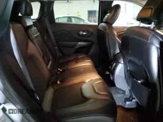 2019 Jeep Cherokee Latitude Plus с VIN 1C4PJMLB0KD398399, выставлен на аукционе Copart как лот 45468265 с пробегом 74 870 миль миль и Списание • Salvage title. История ставок и продаж доступна на DreamBid. Изображение 11.