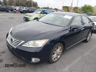 2010 Lexus ES 330 z VIN JTHBK1EG4A2405717, wystawiony jako IAAI lot #42329195 z przebiegiem 118 157 mil mil oraz . Historia ofert i sprzedaży dostępna na DreamBid. Obrazek 17.