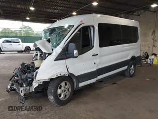 2020 Ford Transit Passenger XL z VIN 1FBAX2C83LKA24741, wystawiony jako IAAI lot #42456148 z przebiegiem Nie podano mil oraz . Historia ofert i sprzedaży dostępna na DreamBid. Obrazek 18.