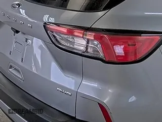 2022 Ford Escape SE с VIN 1FMCU9G66NUB40825, выставлен на аукционе IAAI как лот 42733892 с пробегом 35 913 миль миль и . История ставок и продаж доступна на DreamBid. Изображение 13.