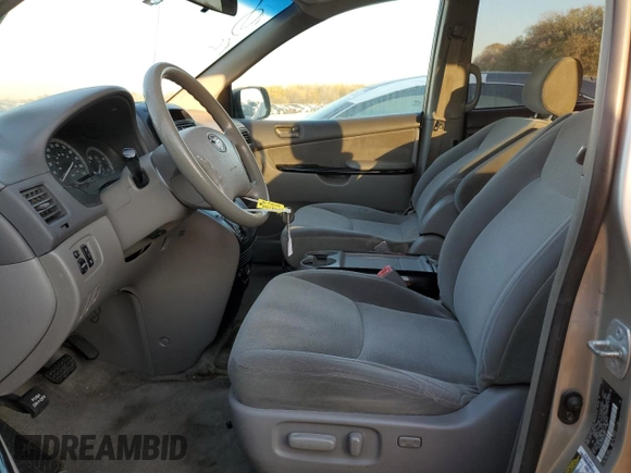 2005 Toyota Sienna CE z VIN 5TDZA23C05S376501, wystawiony jako Copart lot #82578704 z przebiegiem 201 995 mil mil oraz Szkoda całkowita • Salvage title. Historia ofert i sprzedaży dostępna na DreamBid. Obrazek 7.