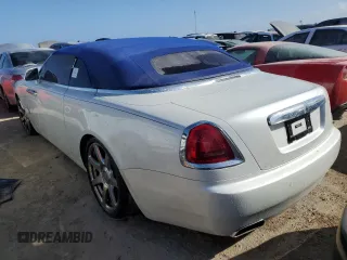 2018 Rolls-Royce Dawn z VIN SCA666D5XJU107625, wystawiony jako Copart lot #74533214 z przebiegiem Nie podano mil oraz Nie do naprawy. Historia ofert i sprzedaży dostępna na DreamBid. Obrazek 2.