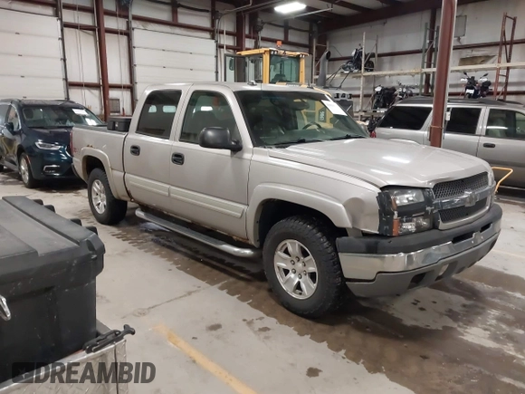 2005 Chevrolet Silverado 1500 LT with VIN 2GCEK13T951132388, listed as a IAAI auction lot 42069557 with 266,284 mi miles and . Bid and sale history available at DreamBid. Image 1.