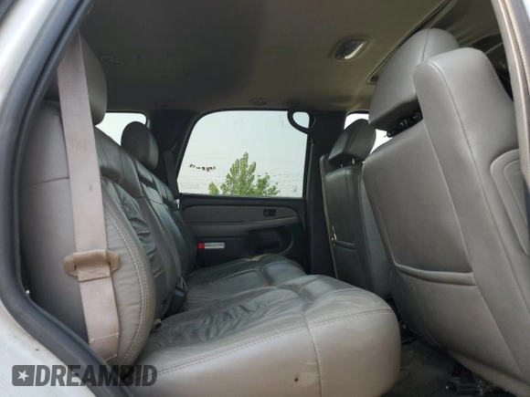 2002 Chevrolet Tahoe LT z VIN 1GNEK13Z32J217370, wystawiony jako Copart lot #59101035 z przebiegiem 225 247 mil mil oraz Czysty tytuł • Clean title. Historia ofert i sprzedaży dostępna na DreamBid. Obrazek 11.
