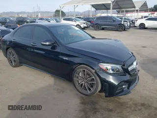 2019 Mercedes-Benz C 43 AMG z VIN 55SWF6EBXKU285590, wystawiony jako IAAI lot #41066933 z przebiegiem 69 501 mil mil oraz . Historia ofert i sprzedaży dostępna na DreamBid. Obrazek 1.