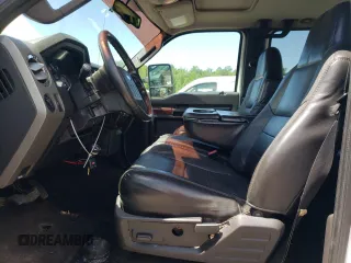 2009 Ford F-350 XL z VIN 1FTWW31R19EA75474, wystawiony jako Copart lot #56963005 z przebiegiem 223 500 mil mil oraz Szkoda całkowita • Salvage title. Historia ofert i sprzedaży dostępna na DreamBid. Obrazek 7.