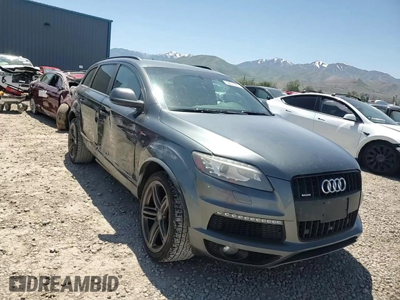 2015 Audi Q7 S line Prestige with VIN WA1DGAFE9FD002055, listed as a Copart auction lot 58073635 with 165,304 mi miles and Salvage title. Bid and sale history available at DreamBid. Image 13.
