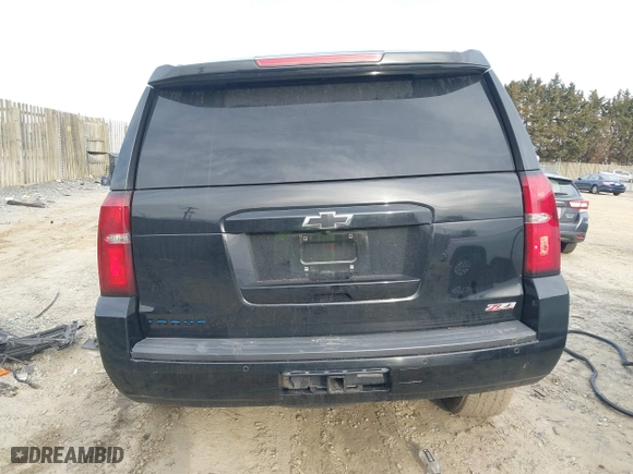 2018 Chevrolet Tahoe LT with VIN 1GNSKBKC7JR347044, listed as a IAAI auction lot 41579373 with 1 mi miles. Bid and sale history available at carsss.com. Image 17.