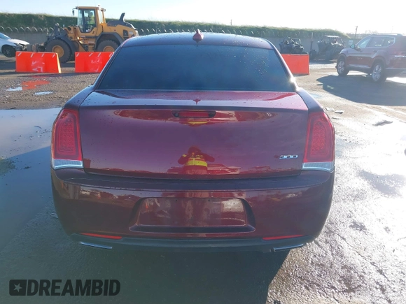 2016 Chrysler 300 Anniversary Edition with VIN 2C3CCAAG6GH243733, listed as a IAAI auction lot 41622080 with 263,261 mi miles and . Bid and sale history available at DreamBid. Image 16.
