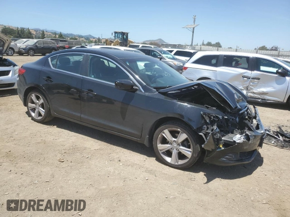 2013 Acura ILX Technology with VIN 19VDE1F70DE006075, listed as a Copart auction lot 59162885 with 156,093 mi miles and Salvage title. Bid and sale history available at DreamBid. Image 4.
