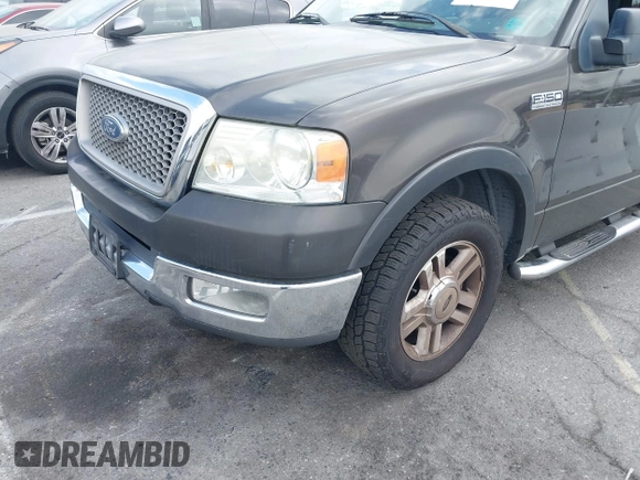 2005 Ford F-150 XLT with VIN 1FTPW12505KE81102, listed as a IAAI auction lot 42200085 with 88,030 mi miles and . Bid and sale history available at carsss.com. Image 6.
