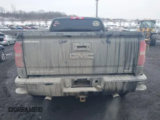 2018 GMC Sierra 1500 SLE z VIN 3GTU2MEC8JG249701, wystawiony jako IAAI lot #41556135 z przebiegiem 87 657 mil mil oraz . Historia ofert i sprzedaży dostępna na DreamBid. Obrazek 16.
