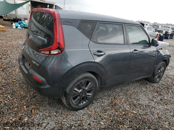 2021 Kia Soul EX with VIN KNDJ33AU9M7742148, listed as a Copart auction lot 48252695 with 34,885 mi miles and Salvage Title. Bid and sale history available at carsss.com. Image 3.