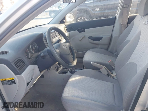 2006 Hyundai Accent GLS with VIN KMHCN46C86U007833, listed as a IAAI auction lot 41760603 with 60,030 mi miles. Bid and sale history available at carsss.com. Image 5.
