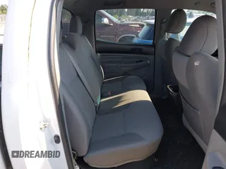 2015 Toyota Tacoma with VIN 3TMLU4EN5FM182720, listed as a IAAI auction lot 42555728 with 183,081 mi miles and . Bid and sale history available at DreamBid. Image 8.
