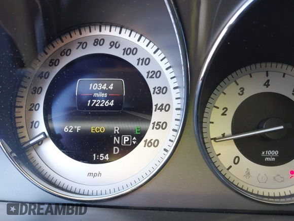 2013 Mercedes-Benz GLK 350 with VIN WDCGG8JB6DF967380, listed as a IAAI auction lot 41791336 with 172,264 mi miles and . Bid and sale history available at DreamBid. Image 15.