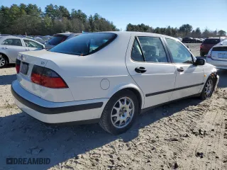 2000 Saab 9-5 with VIN YS3ED48E9Y3054448, listed as a Copart auction lot 80613474 with 146,821 mi miles and Clean Title. Bid and sale history available at carsss.com. Image 3.