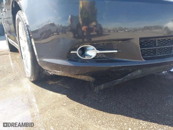 2013 Buick LaCrosse Leather with VIN 1G4GC5ER1DF171039, listed as a IAAI auction lot 41805894 with 93,601 mi miles. Bid and sale history available at carsss.com. Image 6.