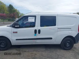 2017 Ram ProMaster City Cargo Tradesman z VIN ZFBERFAB5H6G52366, wystawiony jako IAAI lot #42147505 z przebiegiem 45 276 mil mil oraz . Historia ofert i sprzedaży dostępna na DreamBid. Obrazek 14.