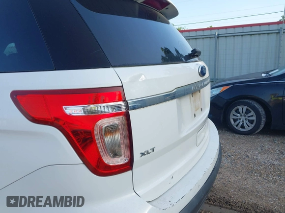 2013 Ford Explorer XLT z VIN 1FM5K7D95DGC47847, wystawiony jako IAAI lot #42546323 z przebiegiem 146 086 mil mil oraz . Historia ofert i sprzedaży dostępna na DreamBid. Obrazek 6.