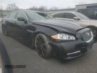 2014 Jaguar XJ with VIN SAJWA2GTXEMV62573, listed as a Copart auction lot 44791745 with Not Provided miles and Salvage Title. Bid and sale history available at DreamBid. Image 4.