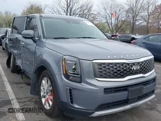 2020 Kia Telluride LX with VIN 5XYP2DHC8LG020008, listed as a IAAI auction lot 42020065 with 104,496 mi miles and . Bid and sale history available at carsss.com. Image 1.