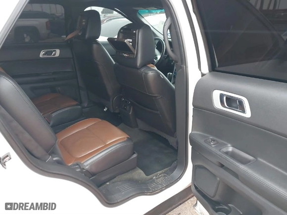 2014 Ford Explorer Limited with VIN 1FM5K8F88EGA17280, listed as a IAAI auction lot 41550592 with 144,494 mi miles. Bid and sale history available at carsss.com. Image 8.