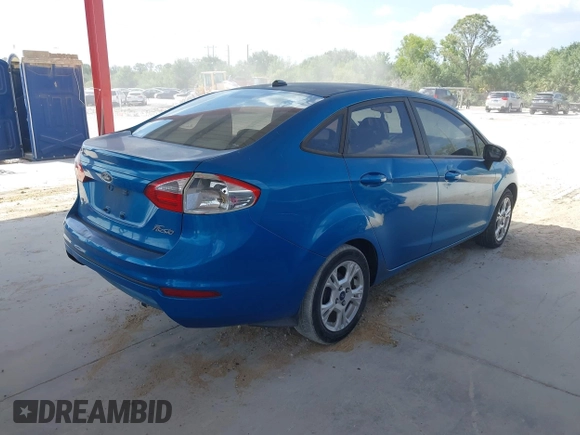 2015 Ford Fiesta SE with VIN 3FADP4BJ6FM139250, listed as a IAAI auction lot 42112935 with 163,752 mi miles. Bid and sale history available at carsss.com. Image 4.
