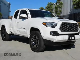 2022 Toyota Tacoma SR with VIN 3TYRZ5CN9NT022444, listed as a Copart auction lot 63643165 with 31,087 mi miles and Clean title. Bid and sale history available at DreamBid. Image 1.