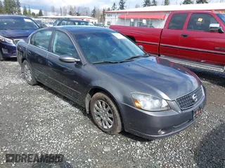 2006 Nissan Altima 2.5 with VIN 1N4AL11D06N304367, listed as a IAAI auction lot 41808294 with 198,815 mi miles. Bid and sale history available at carsss.com. Image 1.