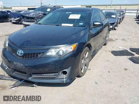 2014 Toyota Camry L with VIN 4T1BF1FK2EU817293, listed as a IAAI auction lot 41882906 with 189,719 mi miles. Bid and sale history available at carsss.com. Image 17.