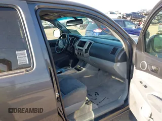 2011 Toyota Tacoma PreRunner with VIN 3TMJU4GN6BM117602, listed as a IAAI auction lot 41483053 with 209,591 mi miles and . Bid and sale history available at DreamBid. Image 5.