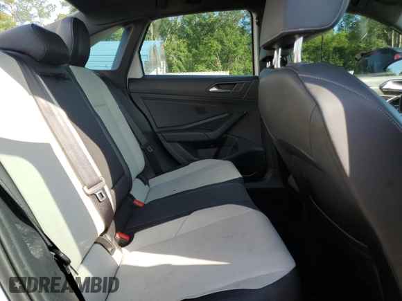 2020 Volkswagen Jetta S z VIN 3VWC57BUXLM100256, wystawiony jako Copart lot #57887095 z przebiegiem 96 731 mil mil oraz Szkoda całkowita • Salvage title. Historia ofert i sprzedaży dostępna na DreamBid. Obrazek 10.