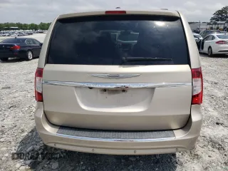 2013 Chrysler Town & Country Touring-L with VIN 2C4RC1CG7DR677670, listed as a Copart auction lot 54832475 with 194,607 mi miles and Clean Title. Bid and sale history available at carsss.com. Image 6.