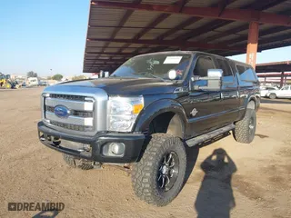 2015 Ford Super Duty F-250 SRW Lariat with VIN 1FT7W2BT6FEC13580, listed as a IAAI auction lot 41466639 with 196,761 mi miles. Bid and sale history available at carsss.com. Image 17.
