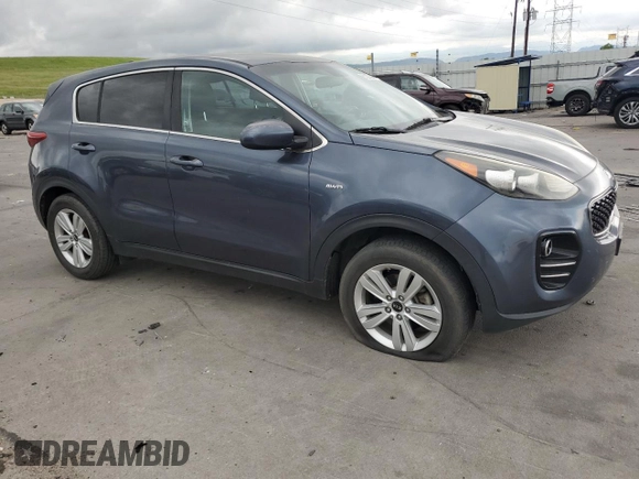 2017 Kia Sportage LX z VIN KNDPMCAC9H7275589, wystawiony jako Copart lot #61273045 z przebiegiem 182 683 mil mil oraz Czysty tytuł • Clean title. Historia ofert i sprzedaży dostępna na DreamBid. Obrazek 4.