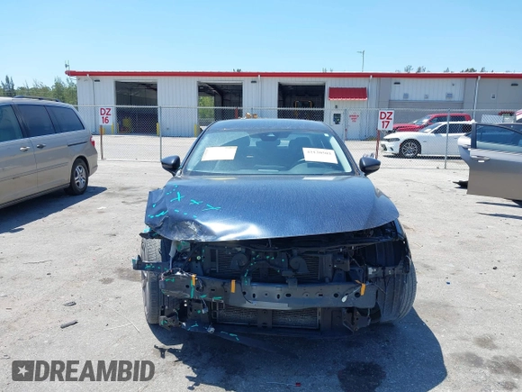 2021 Mazda 3 Select с VIN JM1BPABLXM1326518, выставлен на аукционе IAAI как лот 42130502 с пробегом 82 893 миль миль и . История ставок и продаж доступна на DreamBid. Изображение 6.